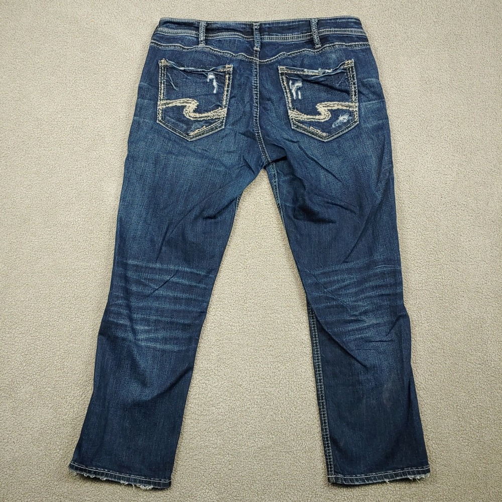 Silver Jeans Co. Suki Capri - Womens 34x25 Blue Distressed Mid Rise - VERY GOOD - Picture 3 of 15